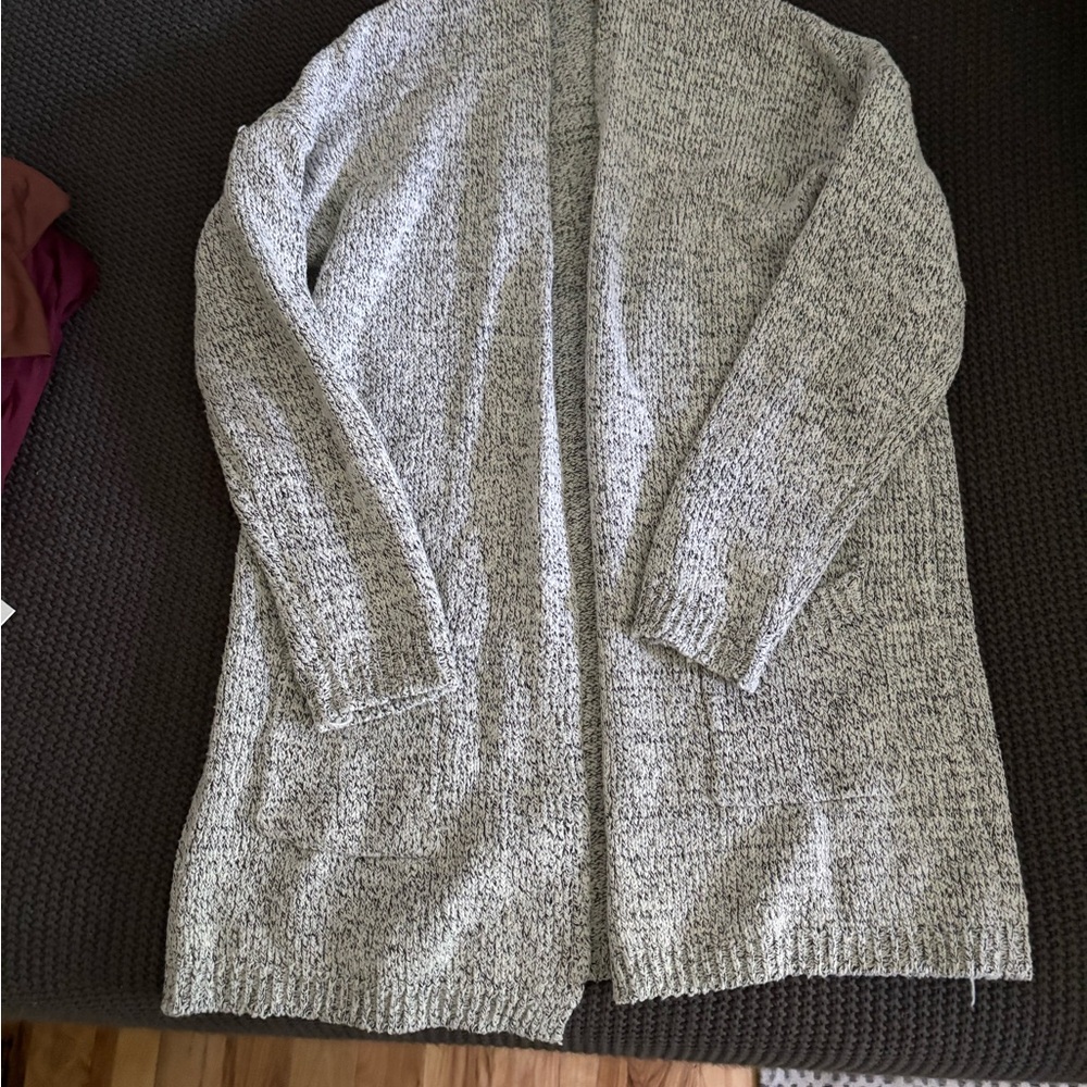 Women's Gray Sweater Cardigan
